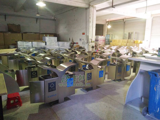 不銹鋼垃圾桶廠家 讓海南小區(qū)環(huán)境更美好