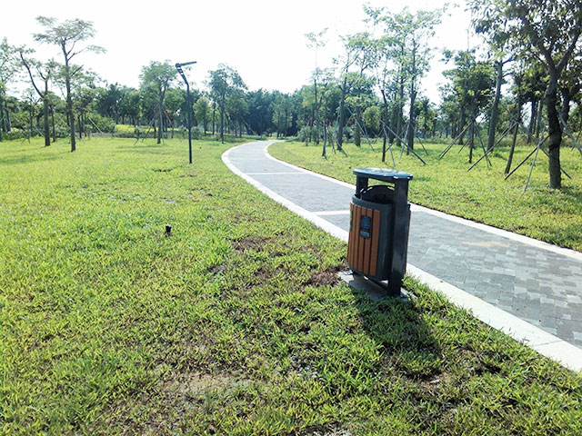  欣方圳鋼木垃圾桶與云南茶城共筑和諧環境