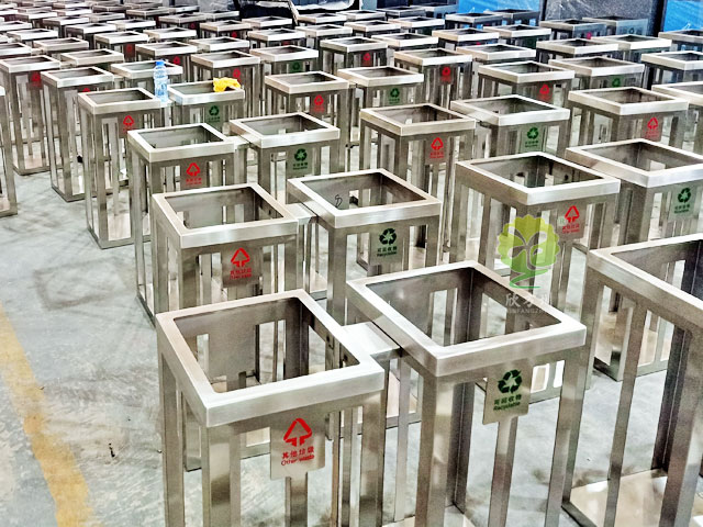 地鐵站方形可視分類垃圾箱 地鐵站方形可視分類垃圾箱