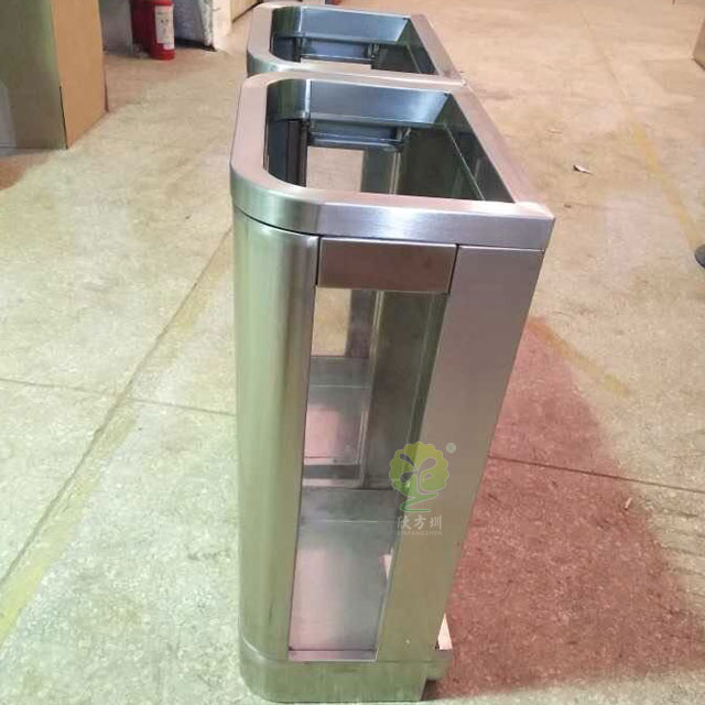 地鐵站透明分類果皮箱 地鐵站透明分類果皮箱