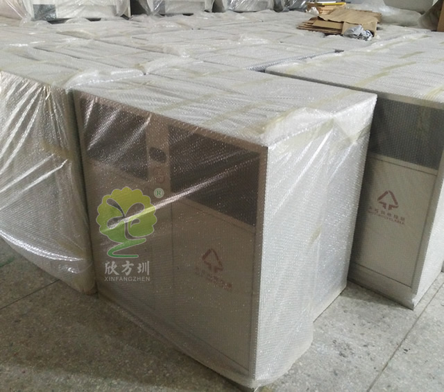常用戶外兩分類不銹鋼垃圾箱