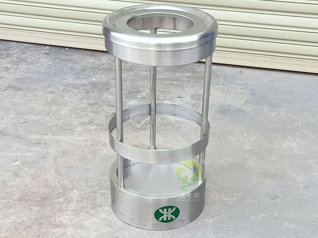 地鐵不銹鋼圓形防爆果皮箱 地鐵不銹鋼圓形防爆果皮箱