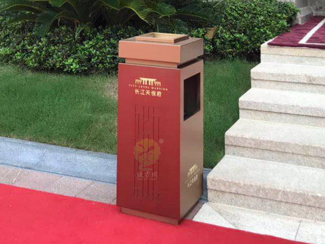 果皮箱不等于垃圾桶你知道嗎? 果皮箱不等于垃圾桶你知道嗎?