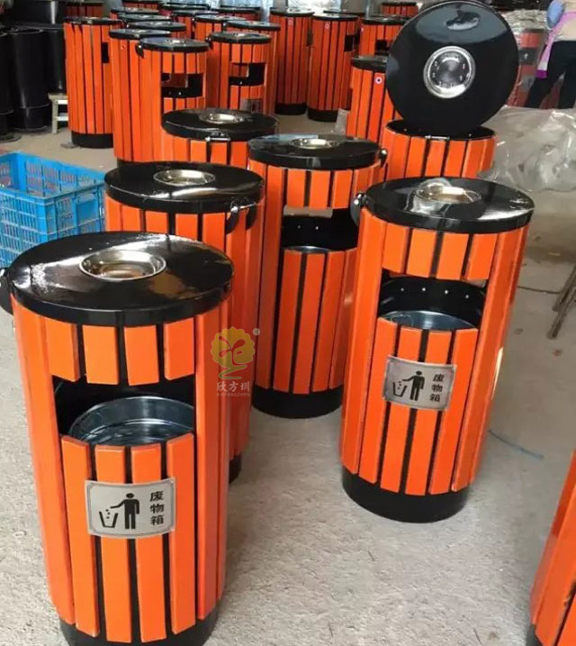 圓形單投口鋼木垃圾筒 圓形單投口鋼木垃圾筒