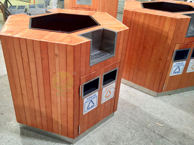 高鐵站臺(tái)景觀垃圾箱果皮箱