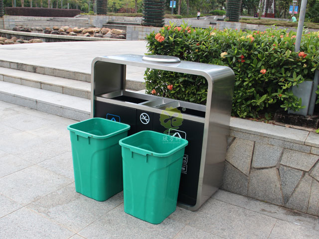 物業小區雙分類鋼制垃圾箱