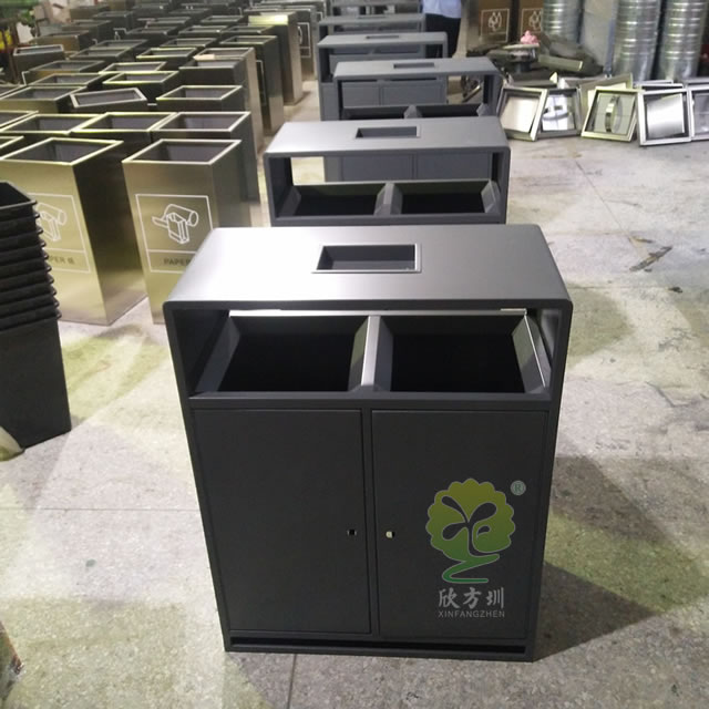 戶外高檔兩分類鋼制垃圾箱