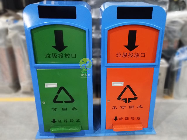 車站腳踏金屬分類垃圾箱 車站腳踏金屬分類垃圾箱